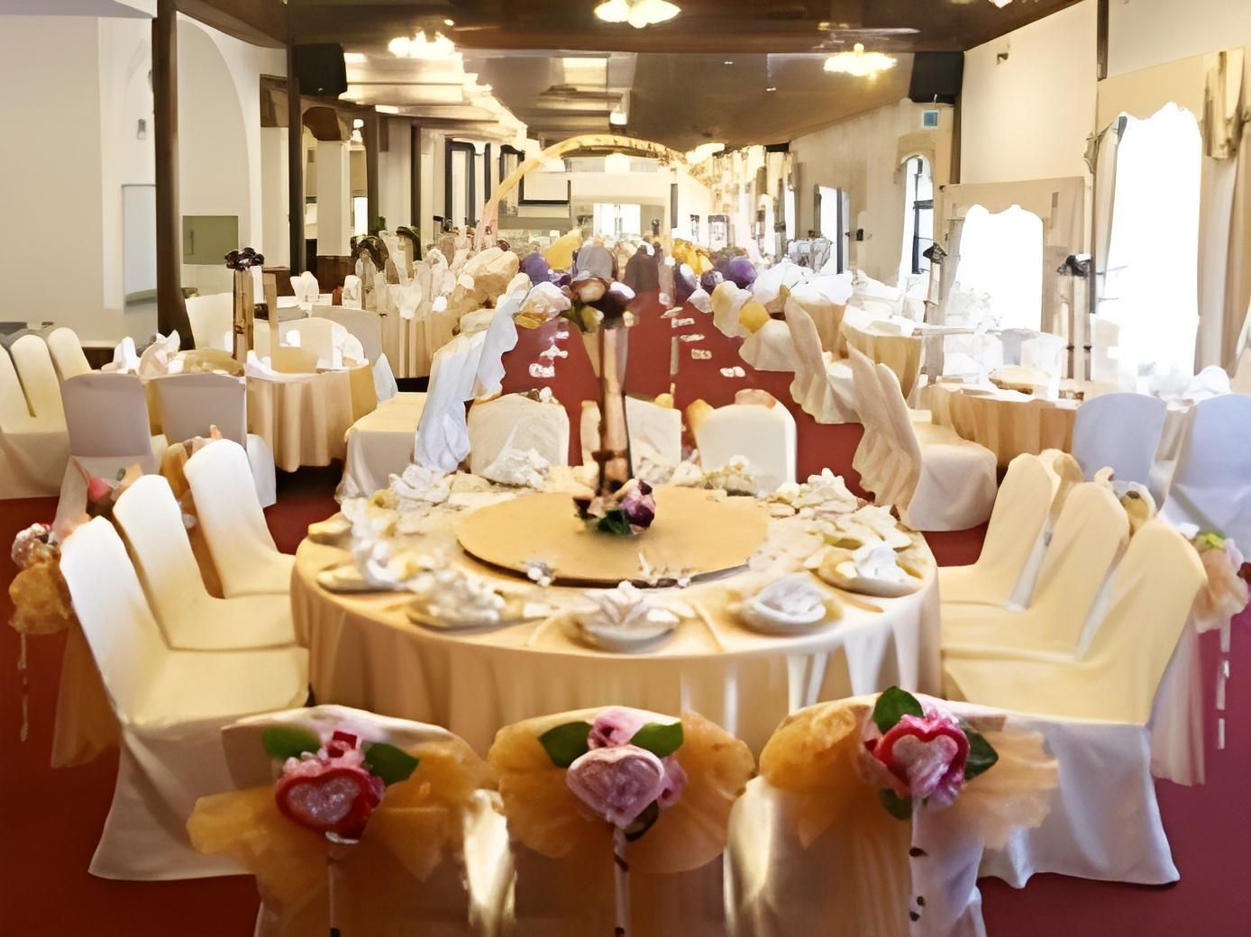 Banquet hall