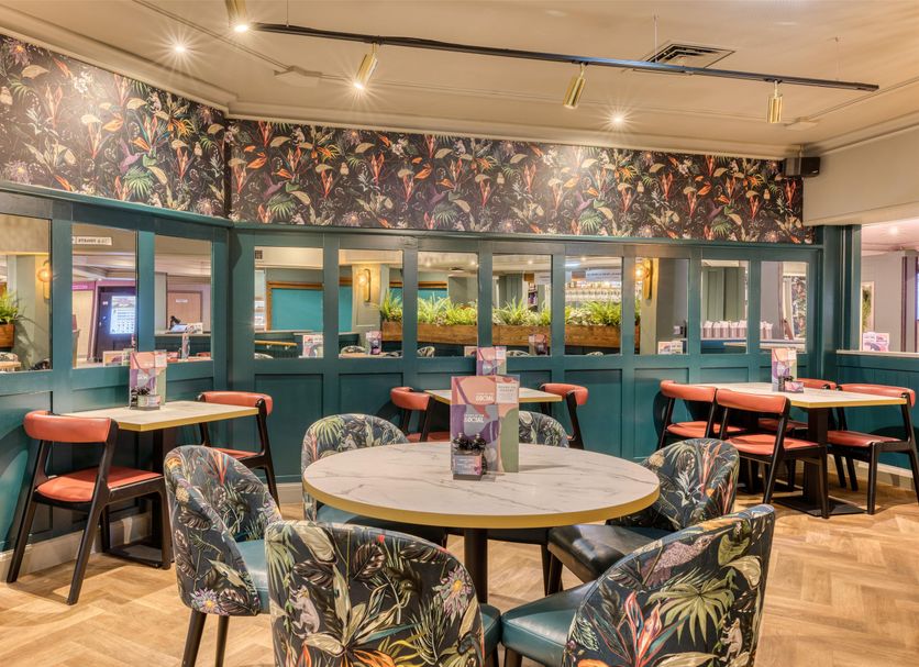 Restaurant Photo