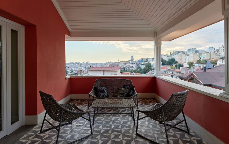 Balcony Photo