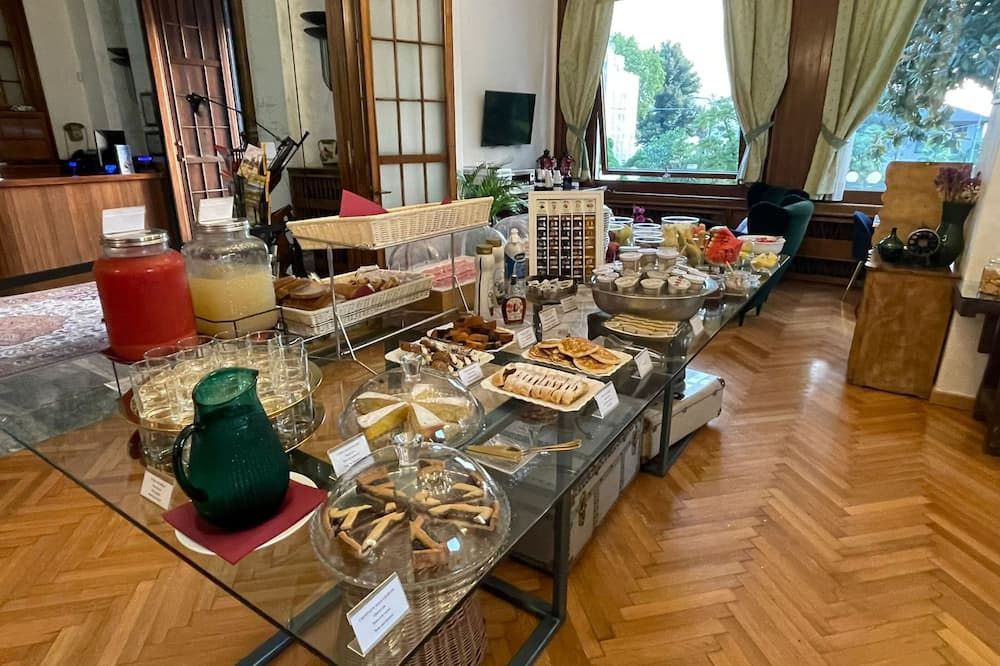 Buffet