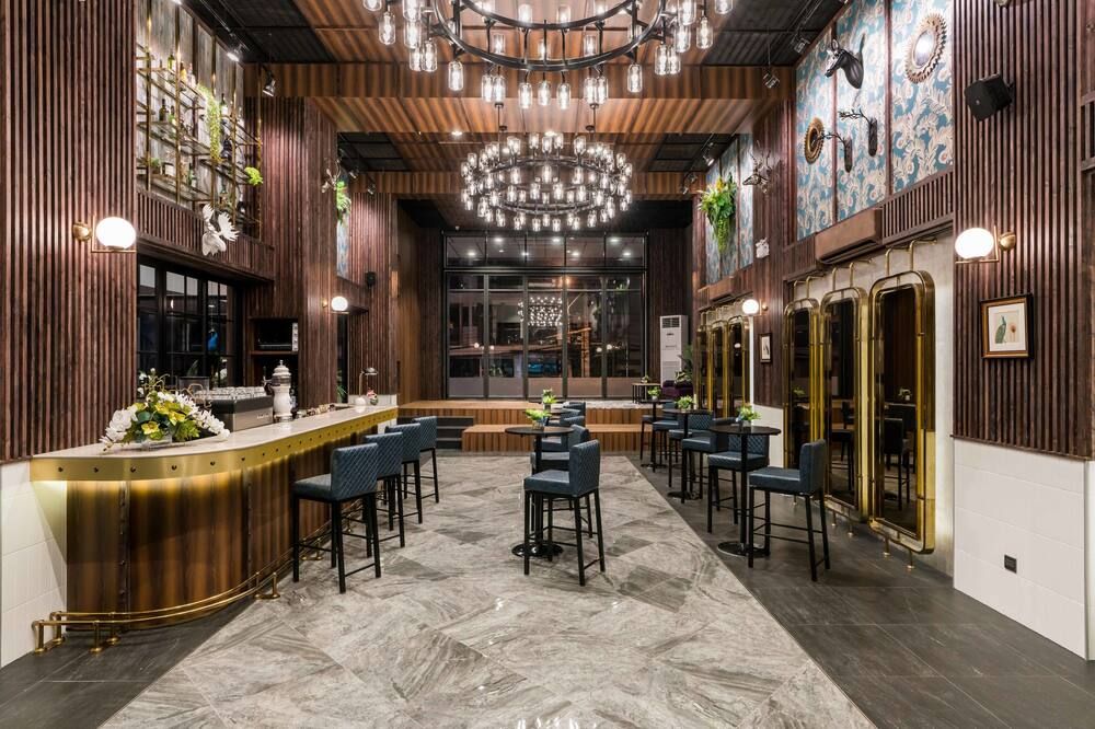 Bar Photo