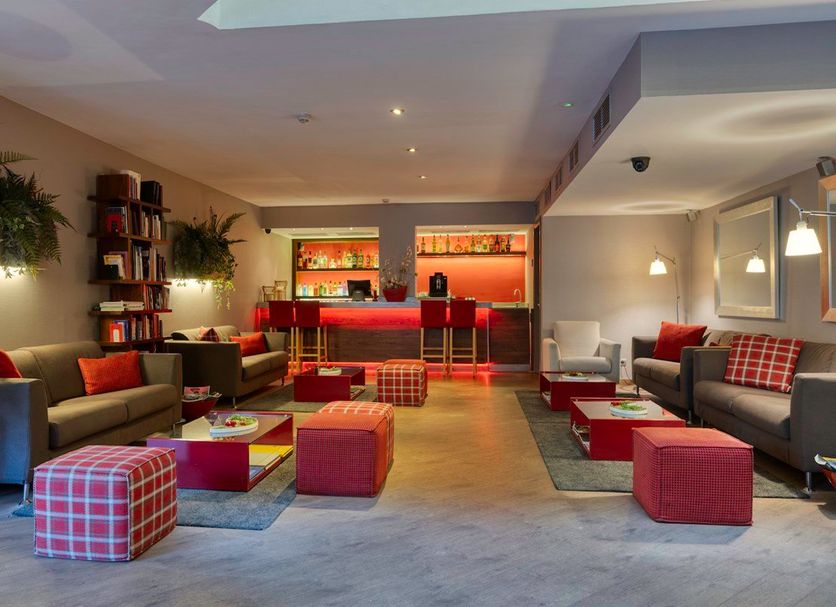 Lounge Photo