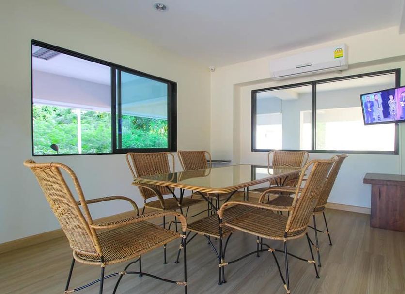Dining room Photo