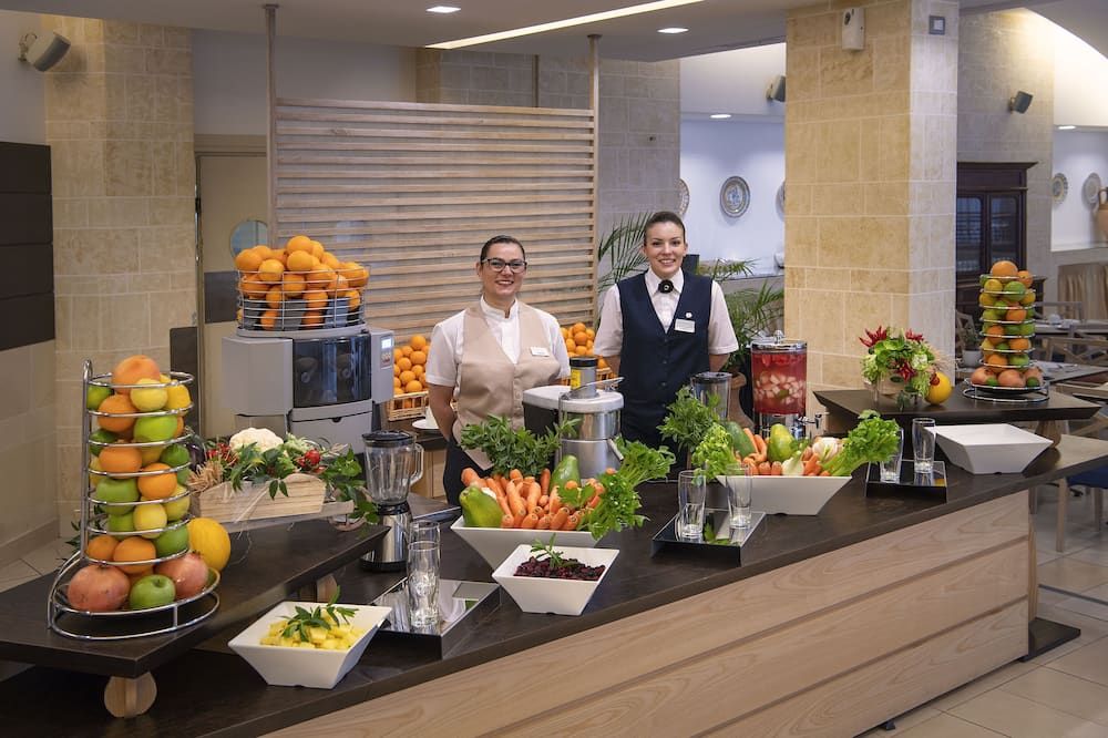 Buffet Photo