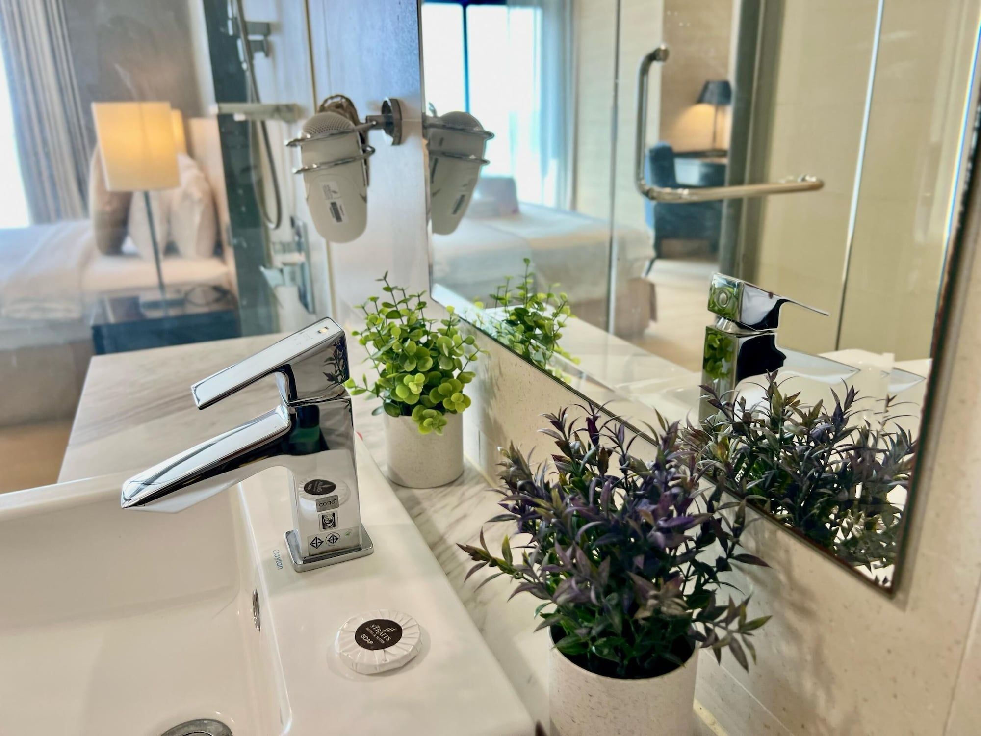 Room amenity