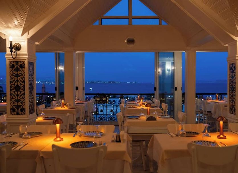 Restaurant Photo