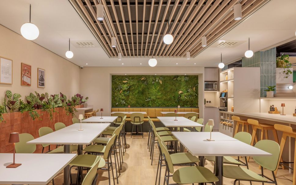 Restaurant Photo