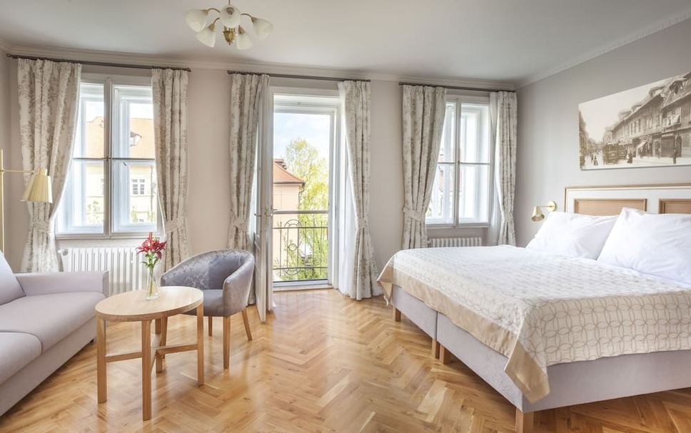 Bedroom Photo