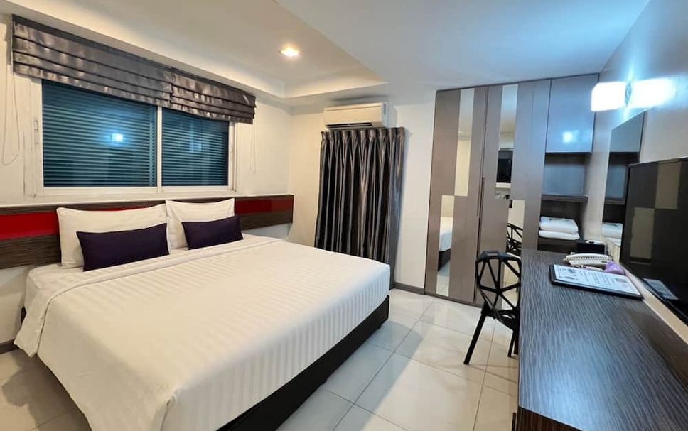 Bedroom Photo