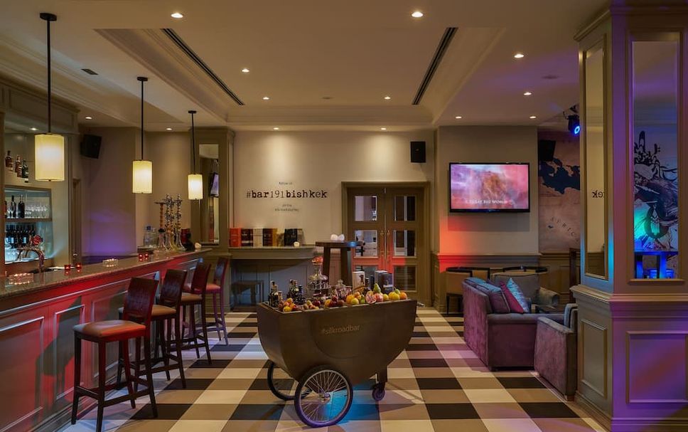 Bar Photo