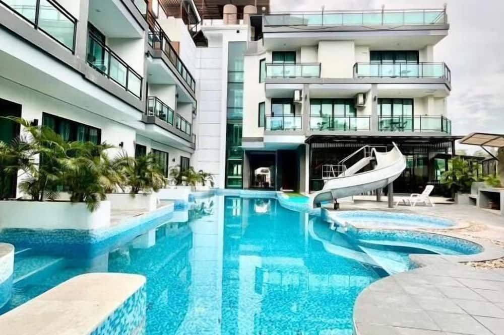 Pool Photo