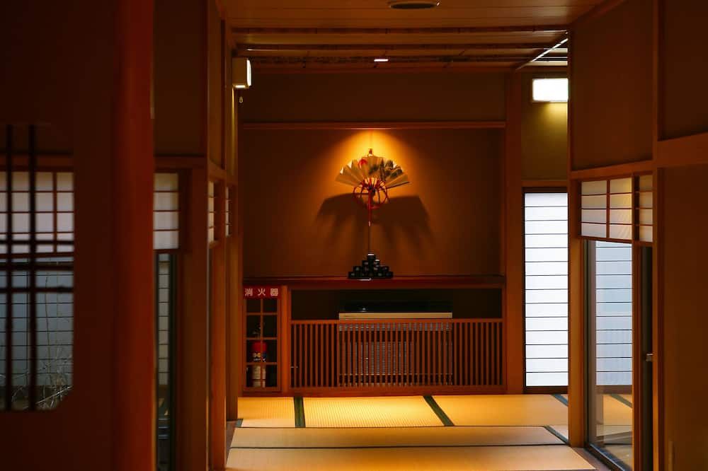 Room amenity