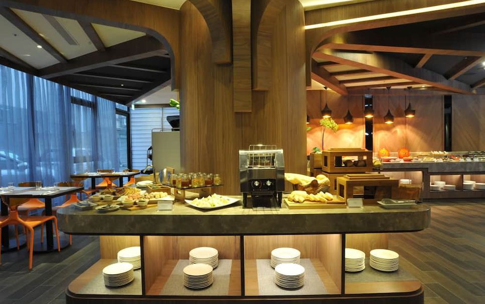 Buffet Photo