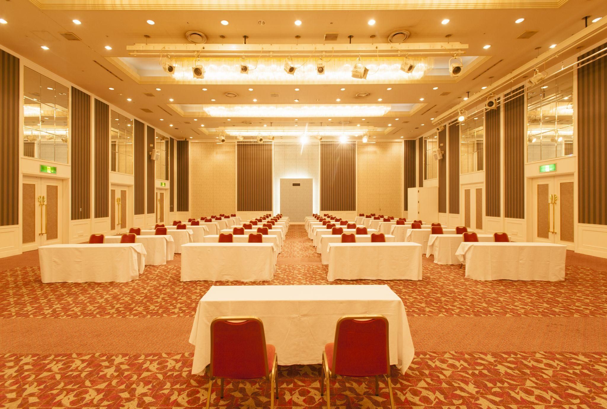 Banquet hall