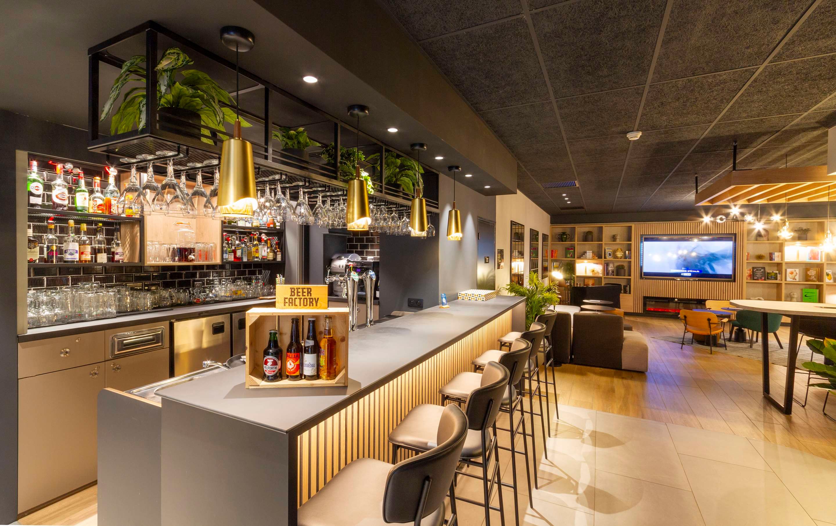 Bar Photo