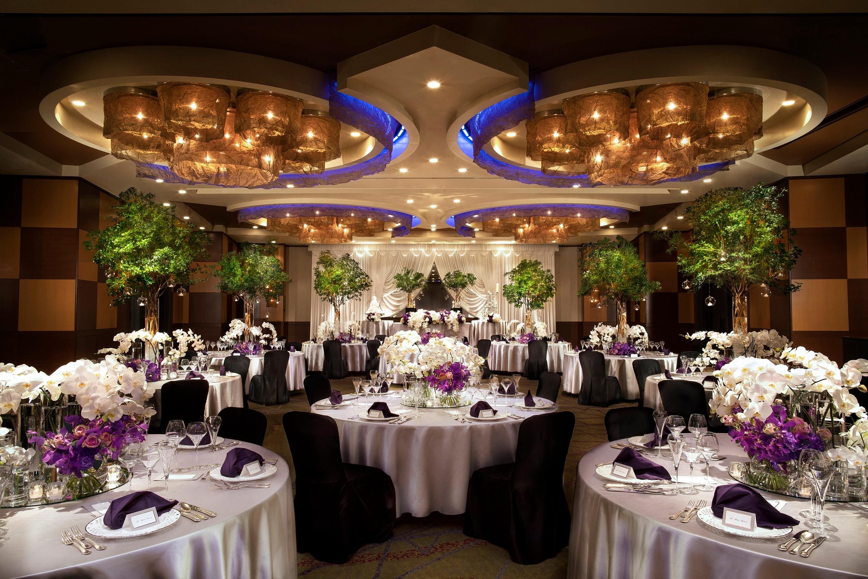Banquet hall