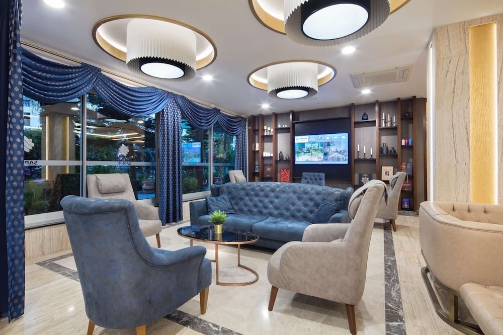 Lounge Photo
