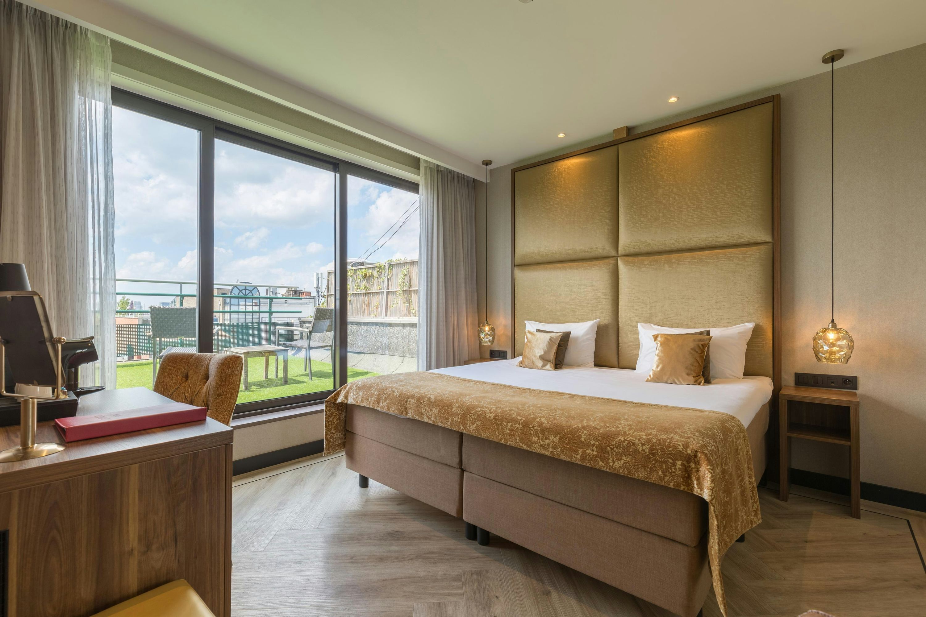 Bedroom
