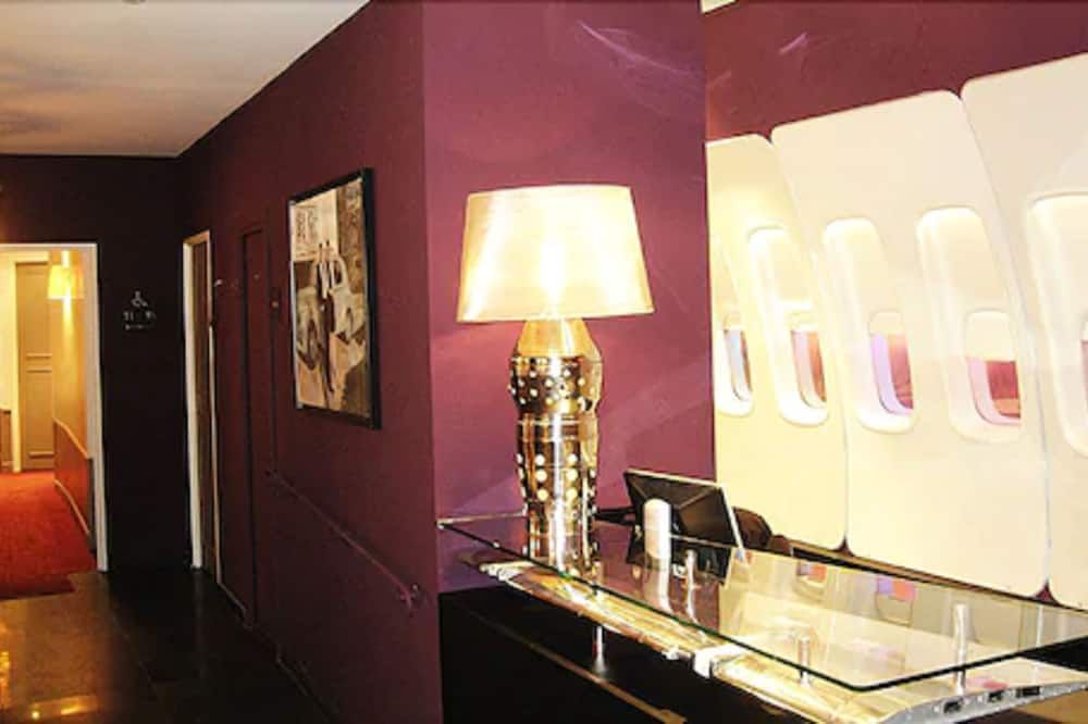 Room amenity