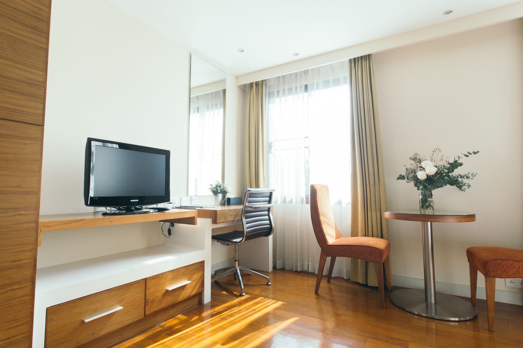 Room amenity
