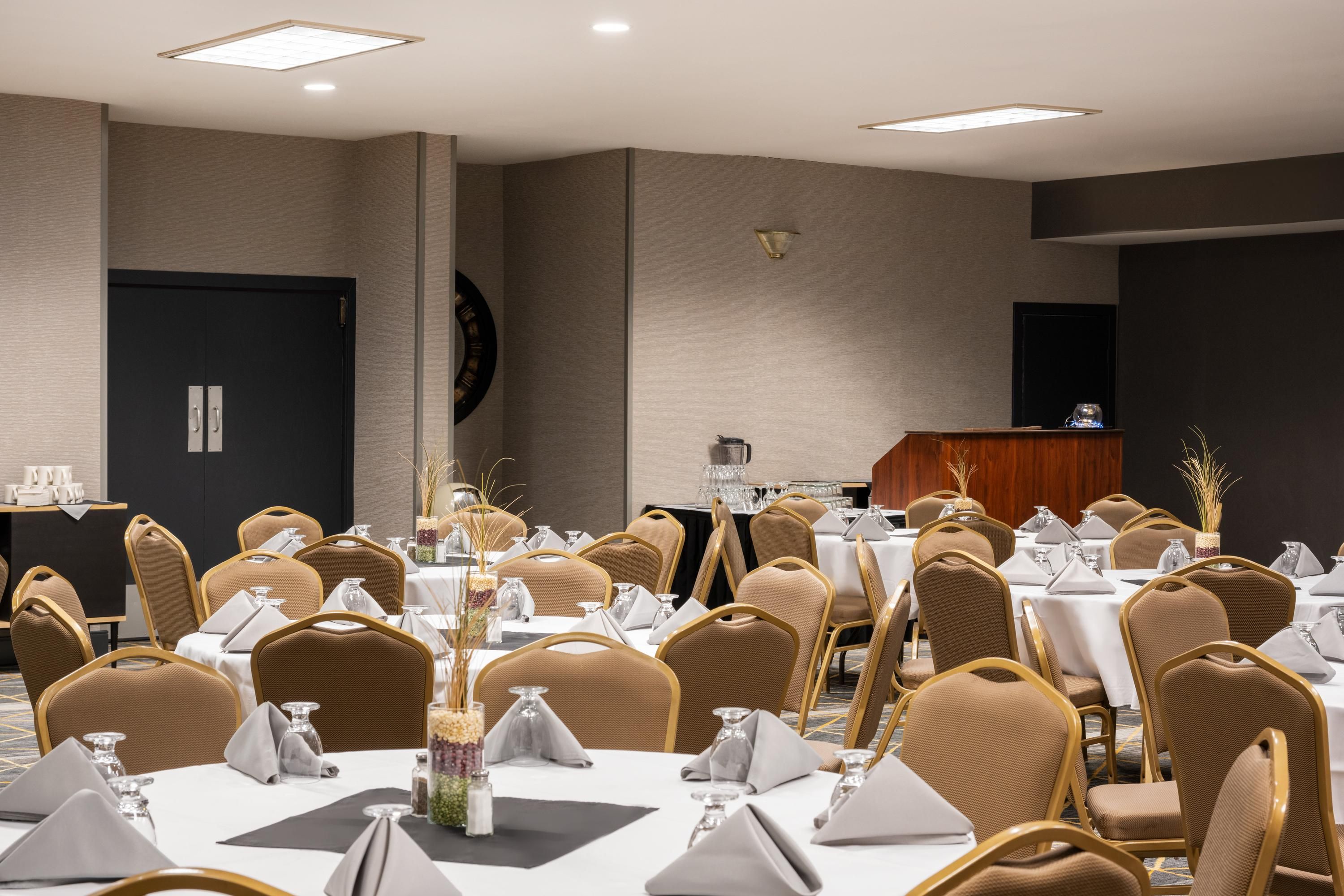 Banquet hall