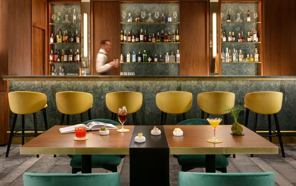 Bar Photo