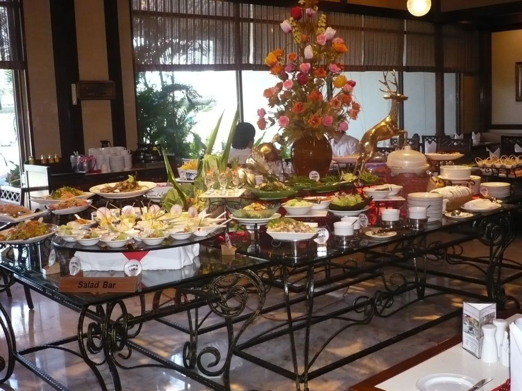 Buffet Photo