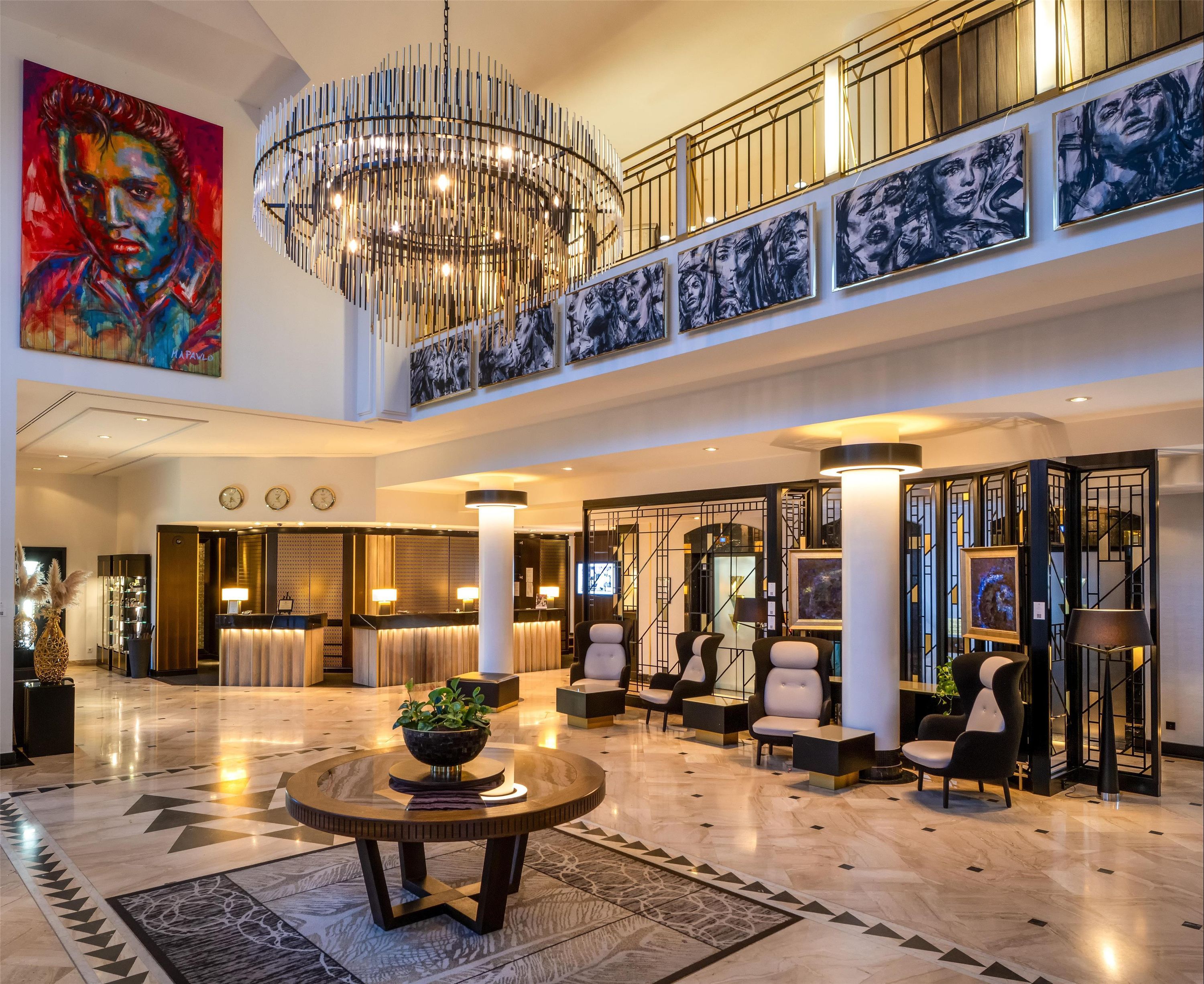 Lobby Photo