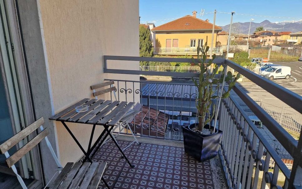 Balcony Photo