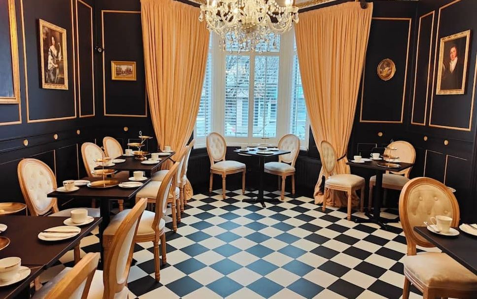Restaurant Photo