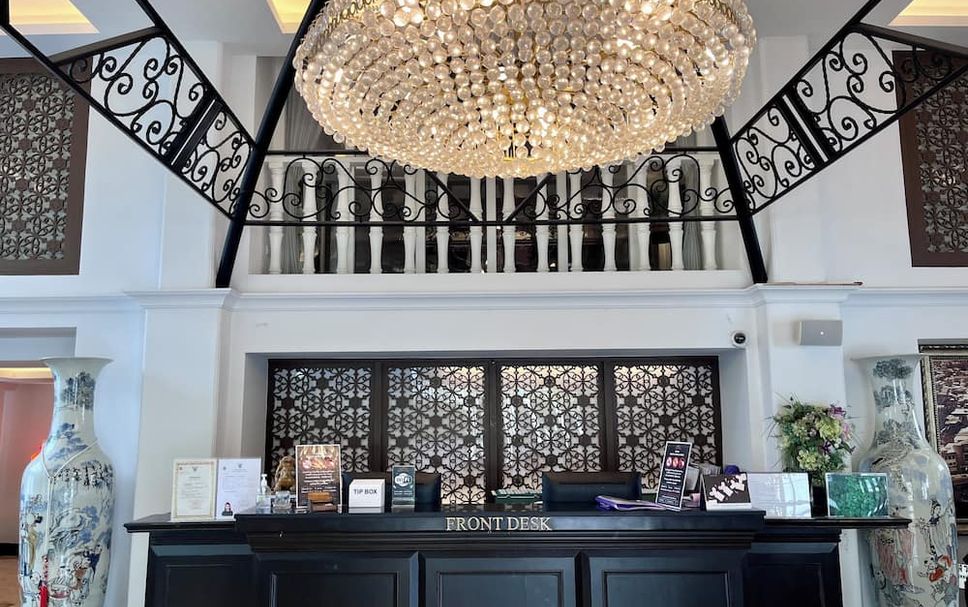 Front desk Photo