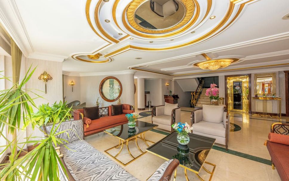 Lobby Photo