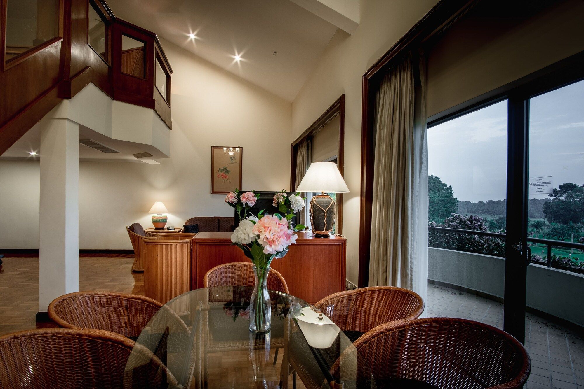 Dining room Photo