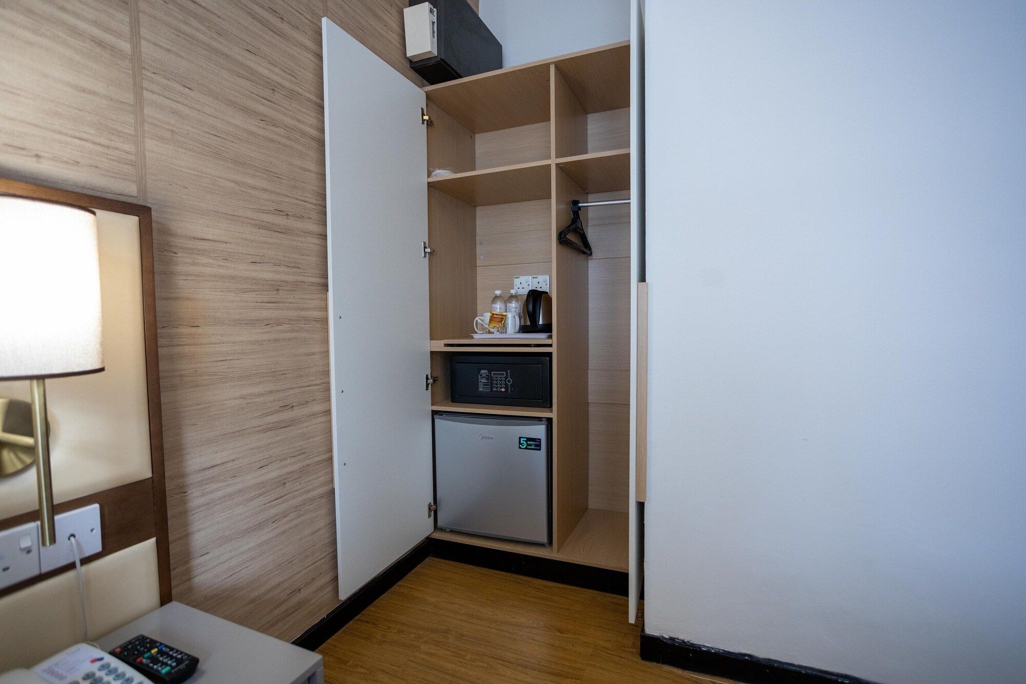 Room amenity