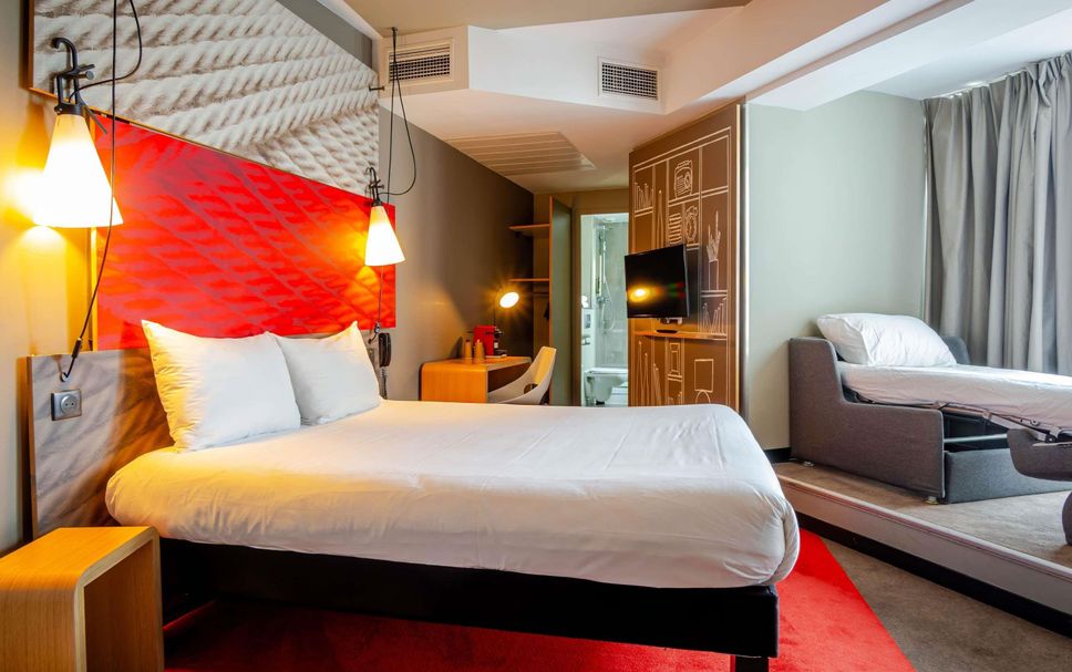 Bedroom Photo