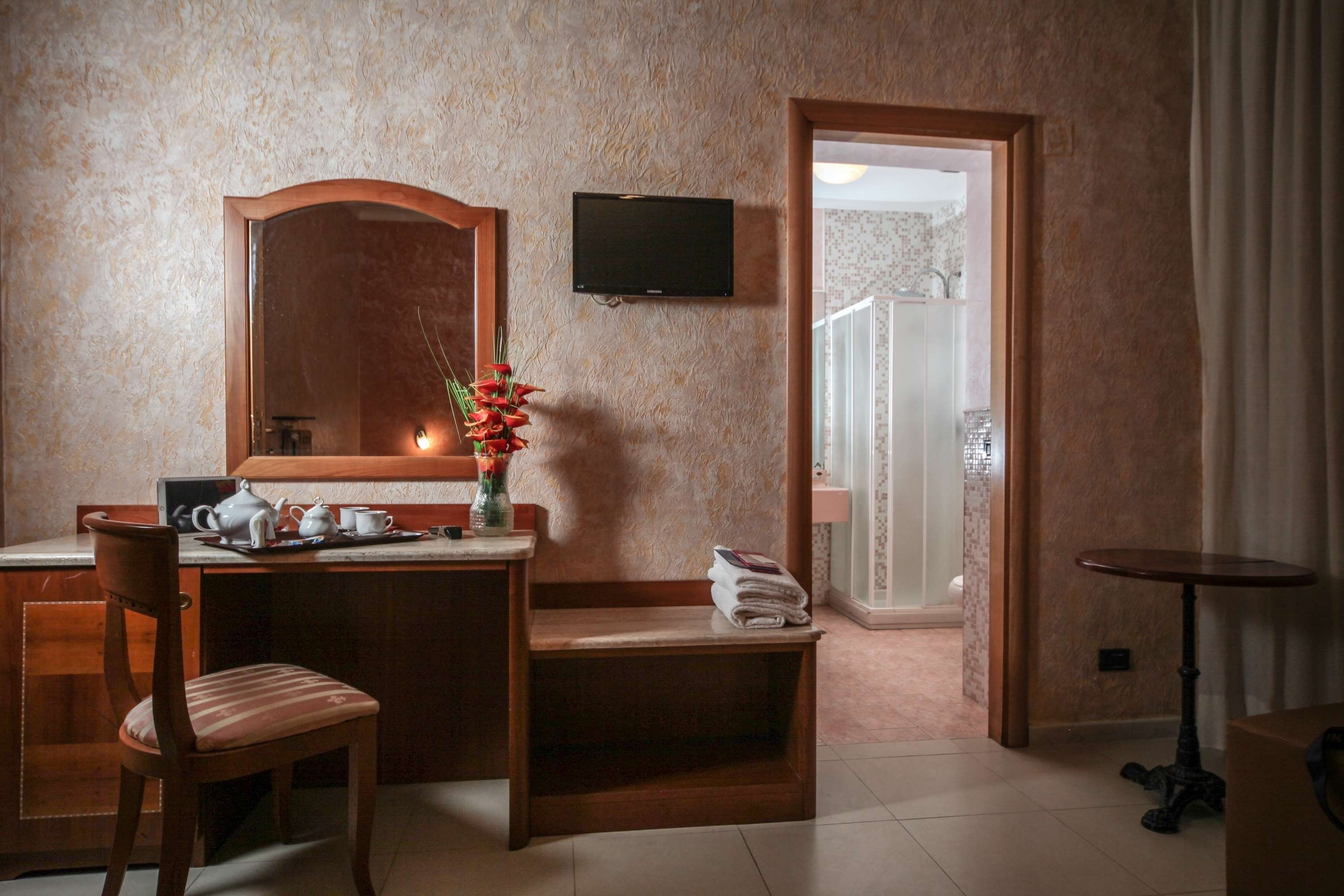 Room amenity