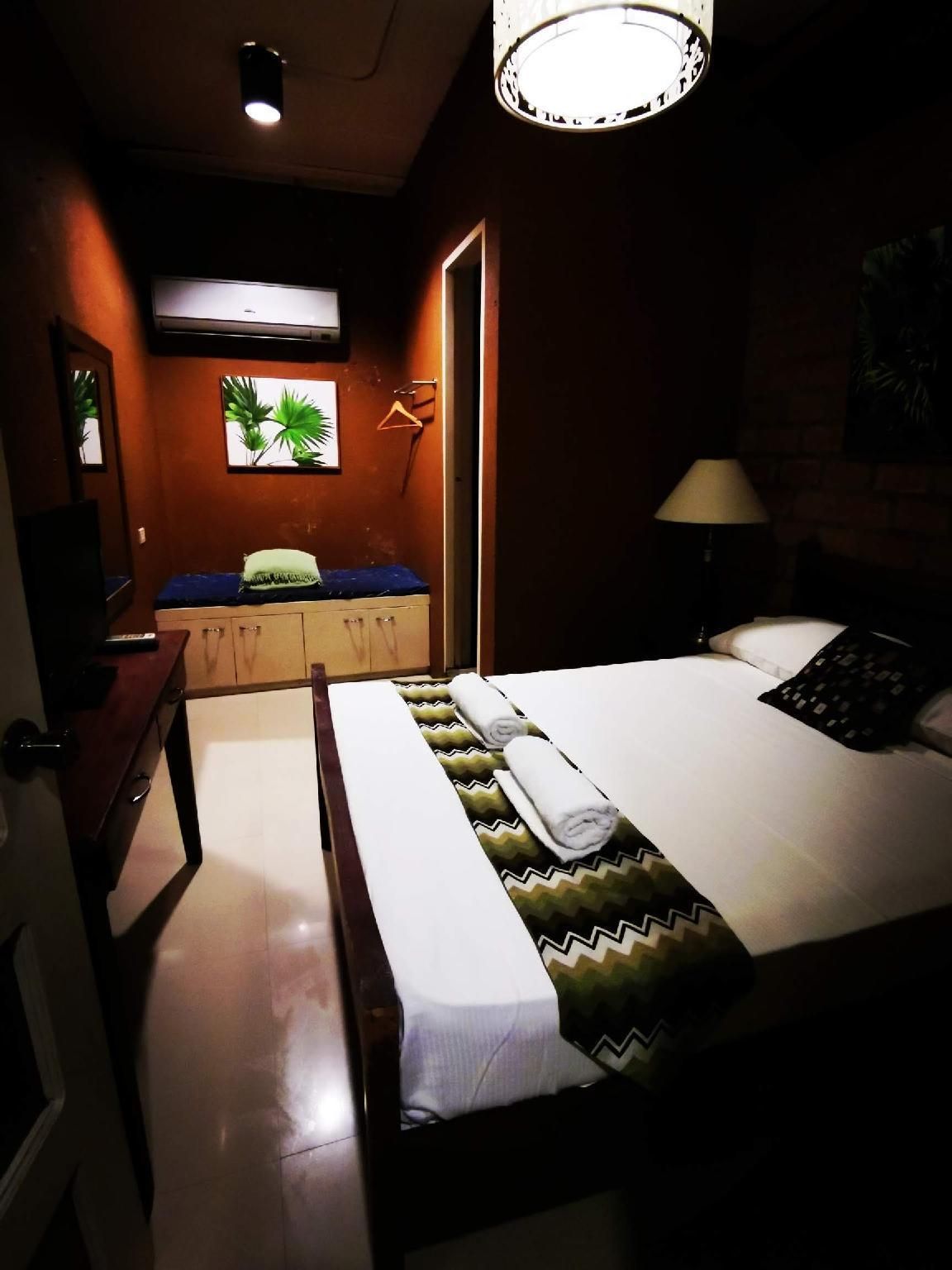 Room amenity