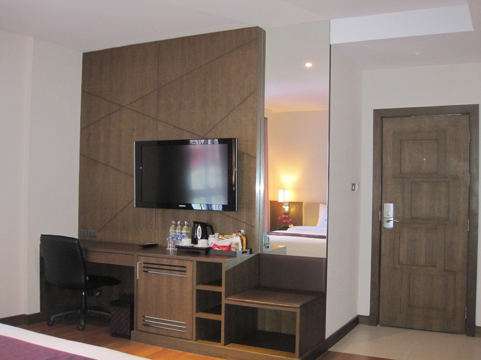 Room amenity