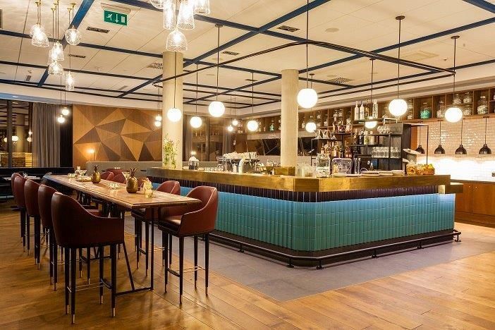 Bar Photo