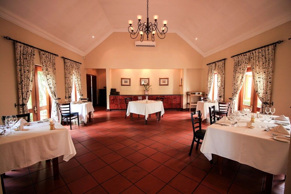 Restaurant Photo