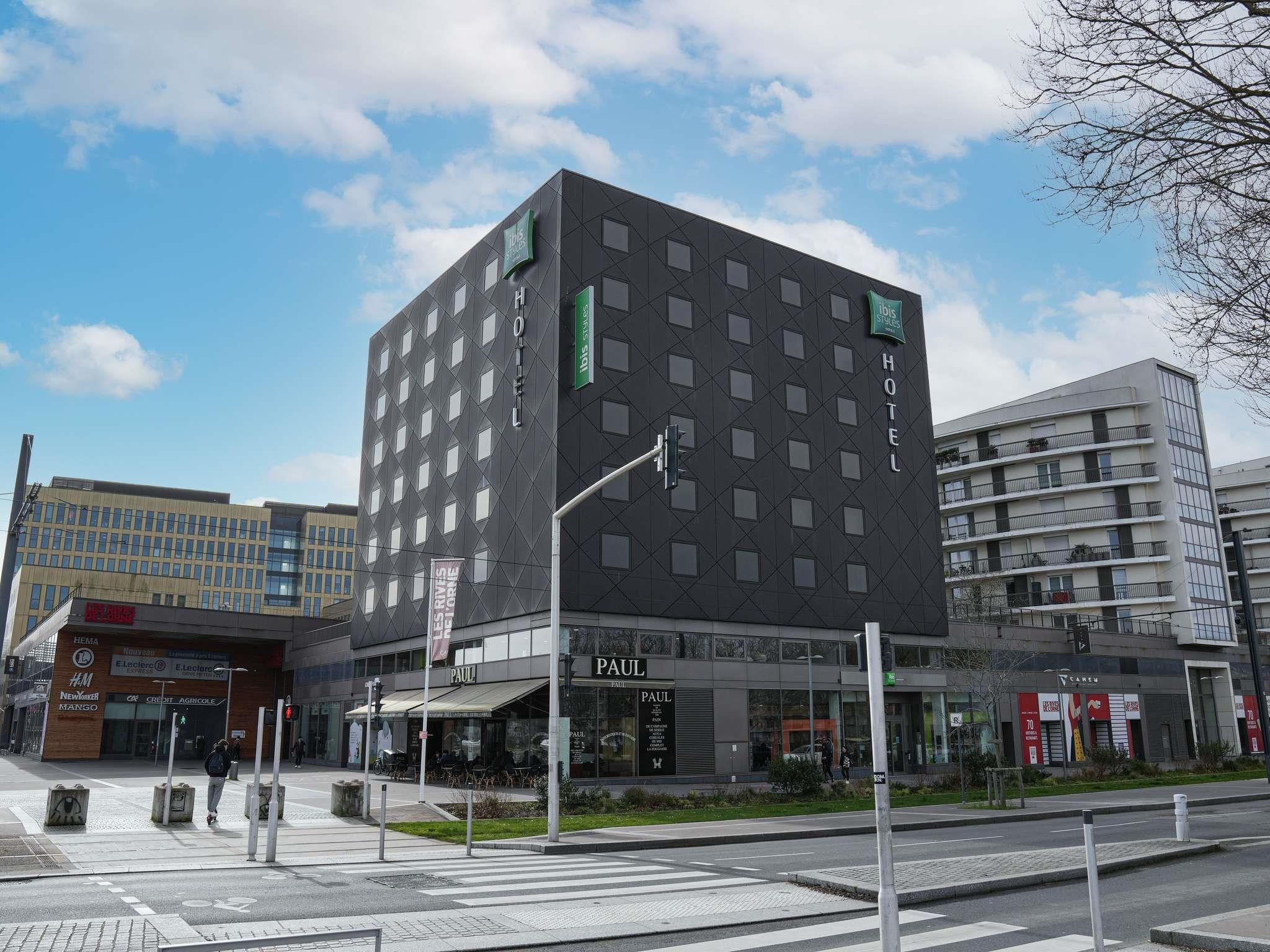 Building Photo