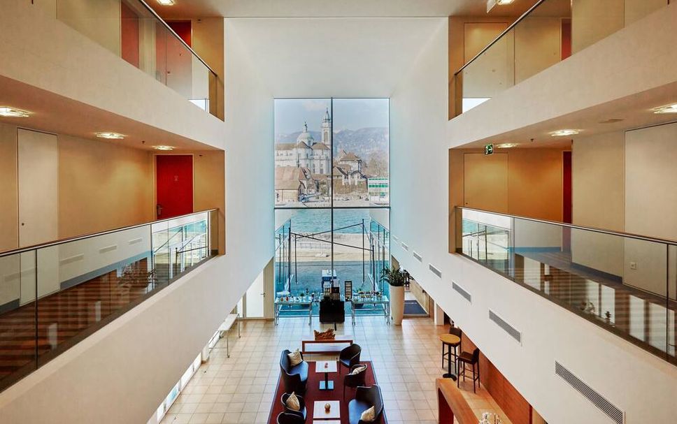 Lobby Photo