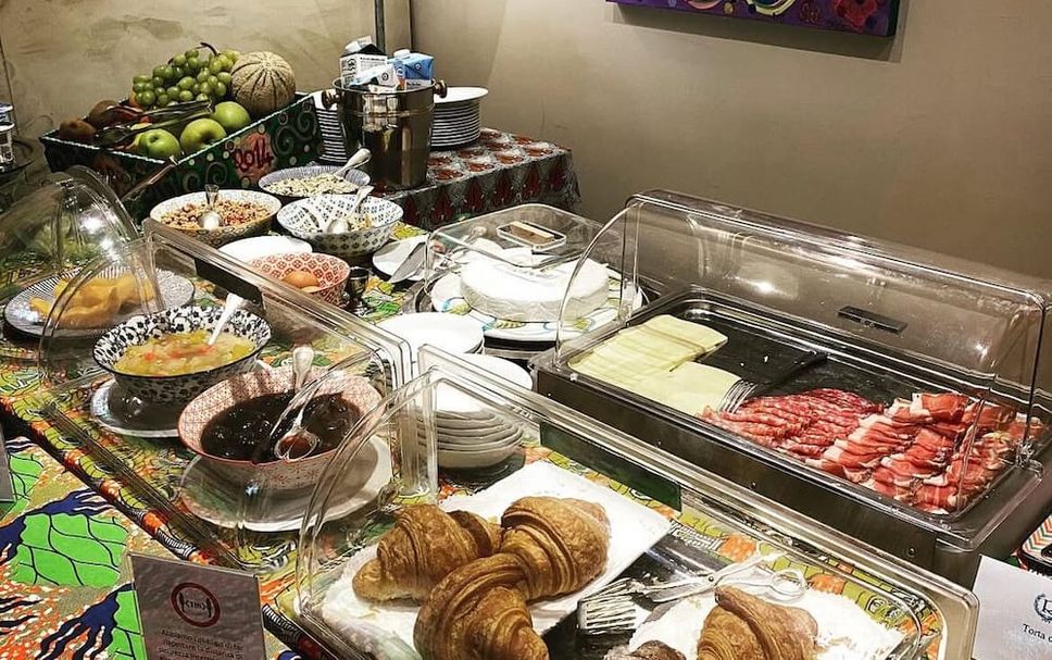 Buffet Photo