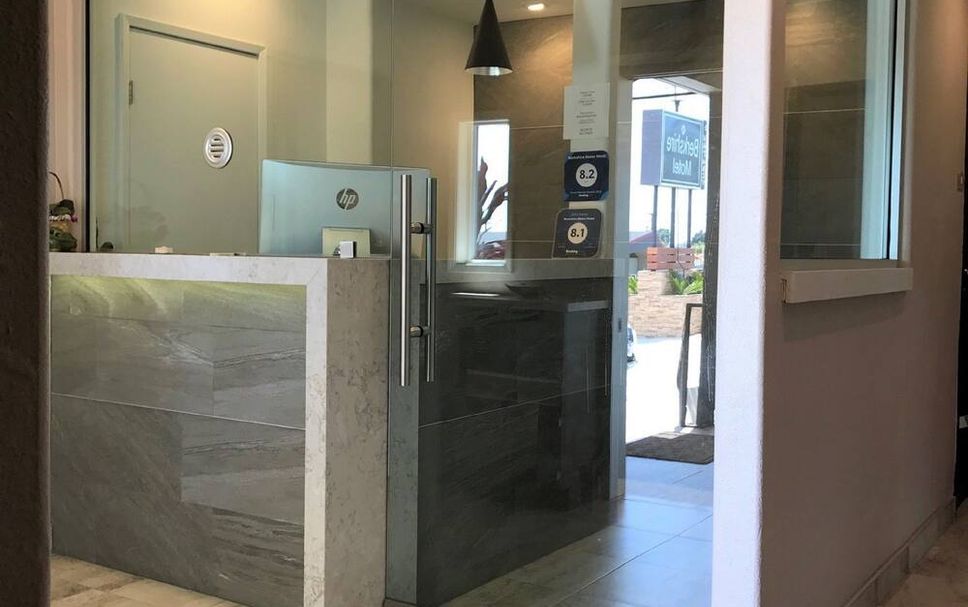 Front desk Photo