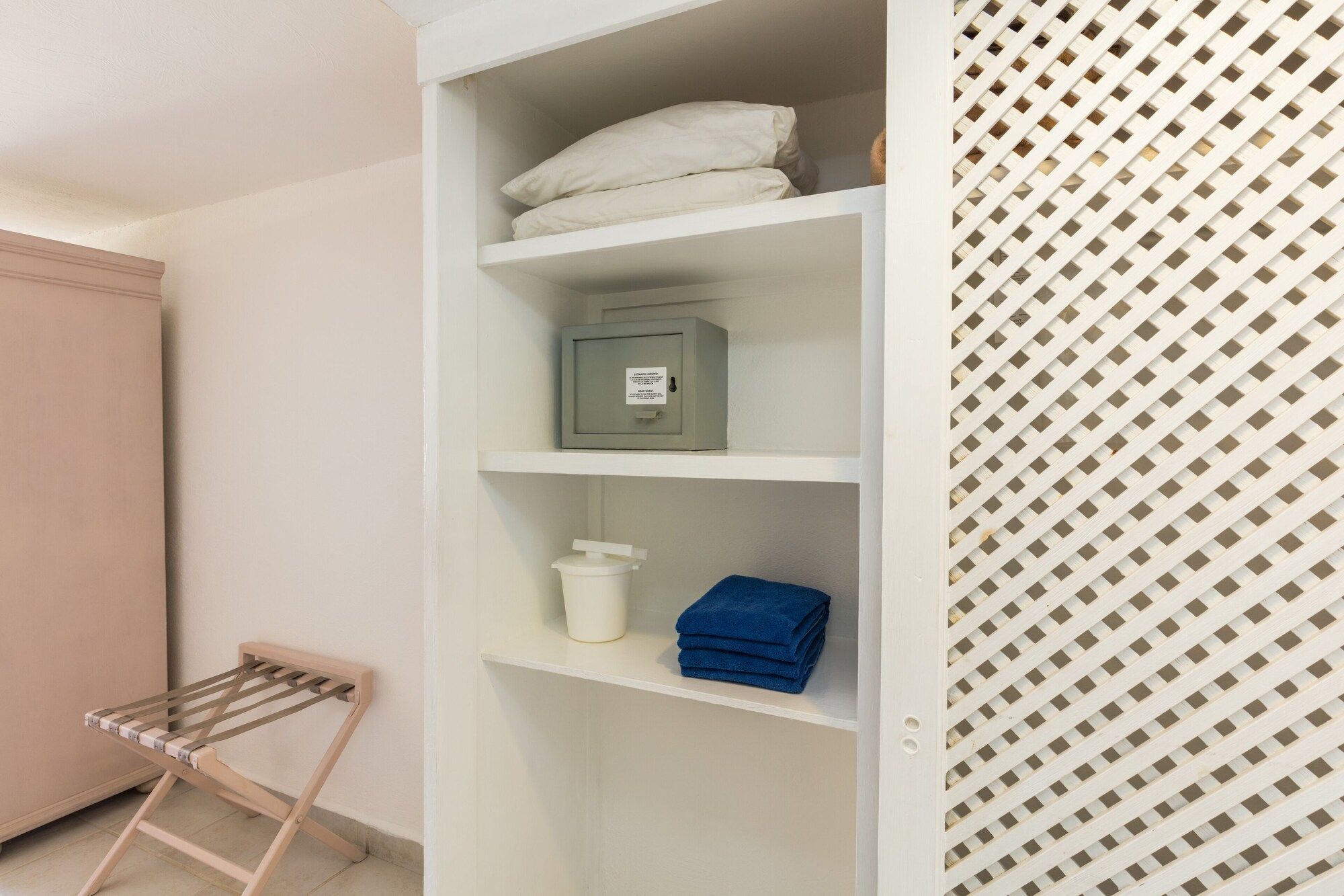 Room amenity