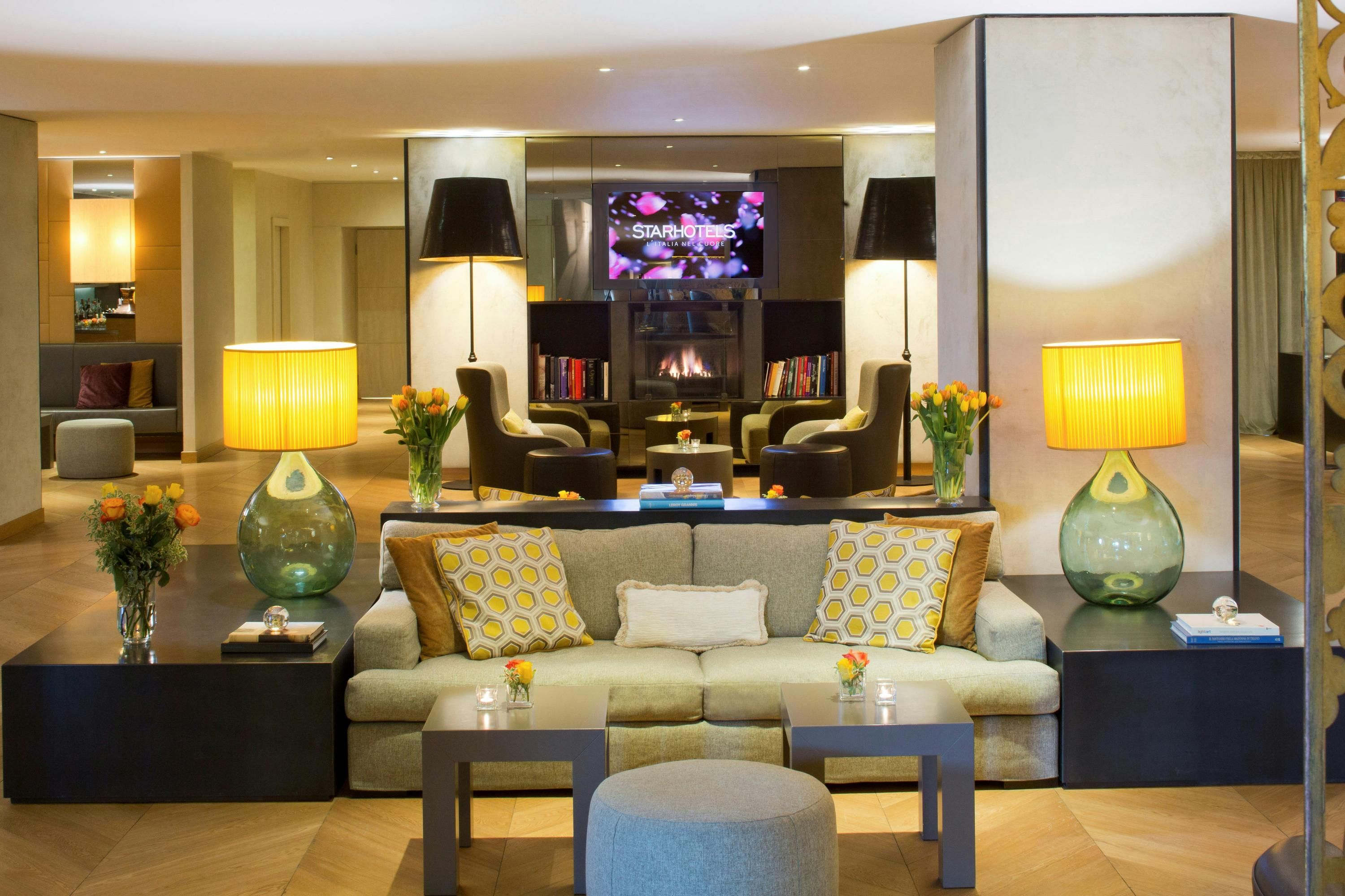 Lounge Photo