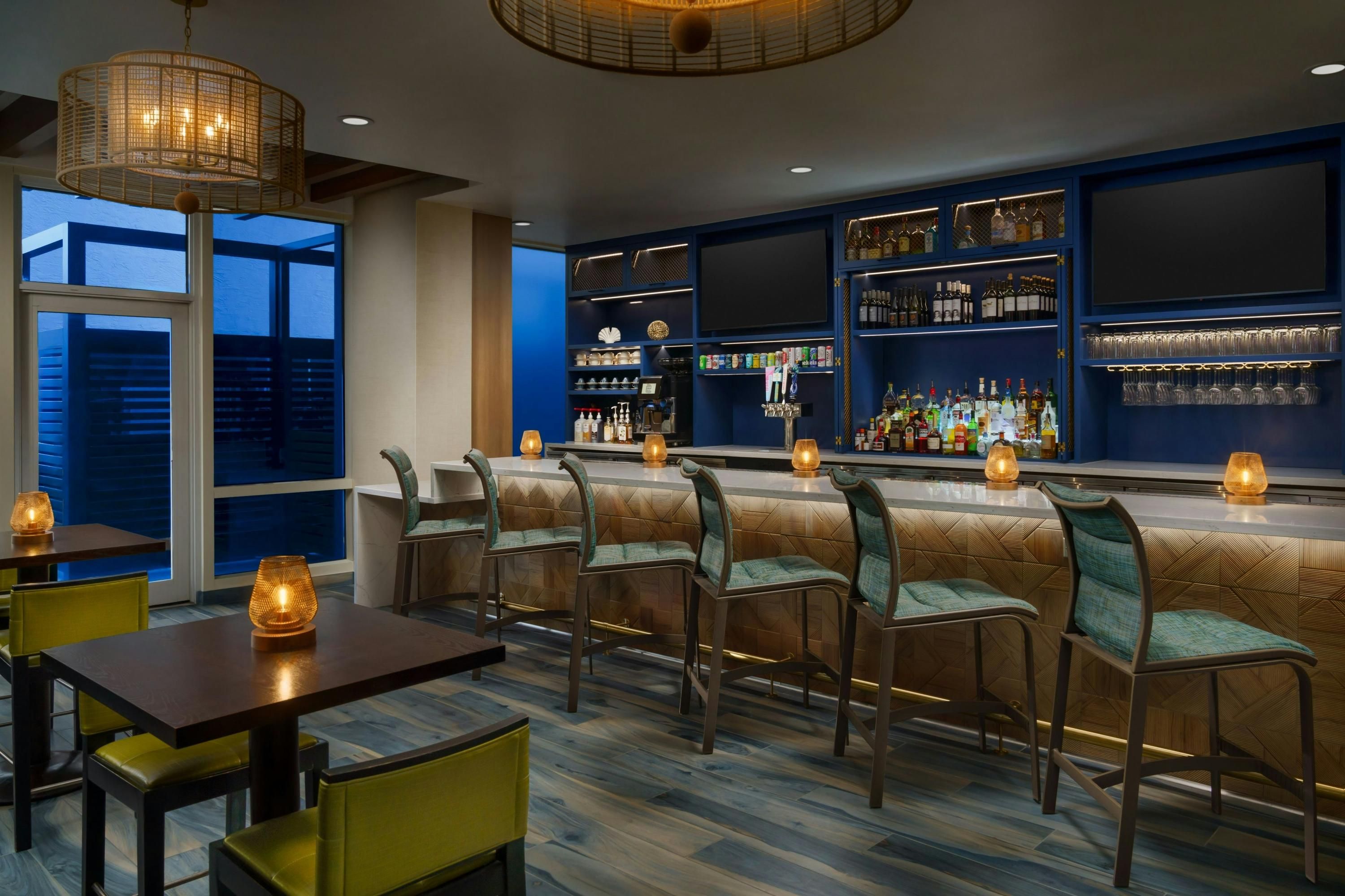 Bar Photo