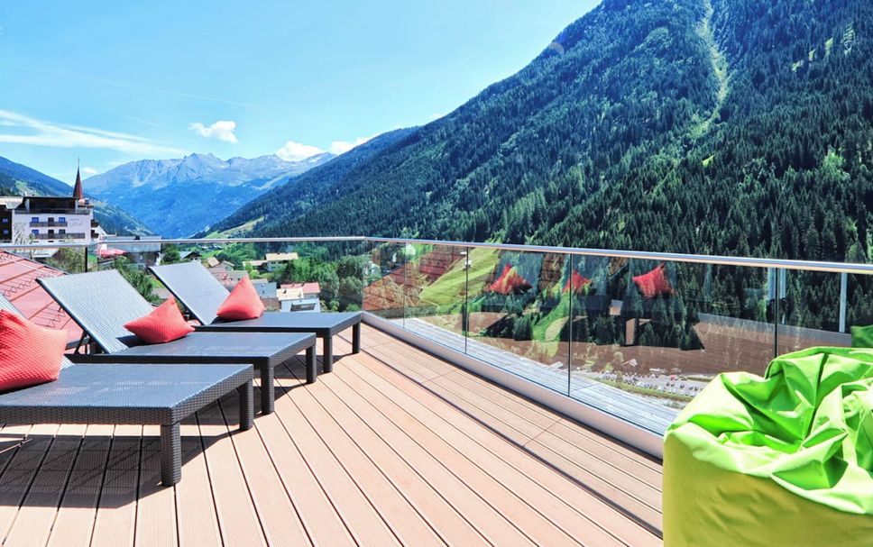 Balcony Photo