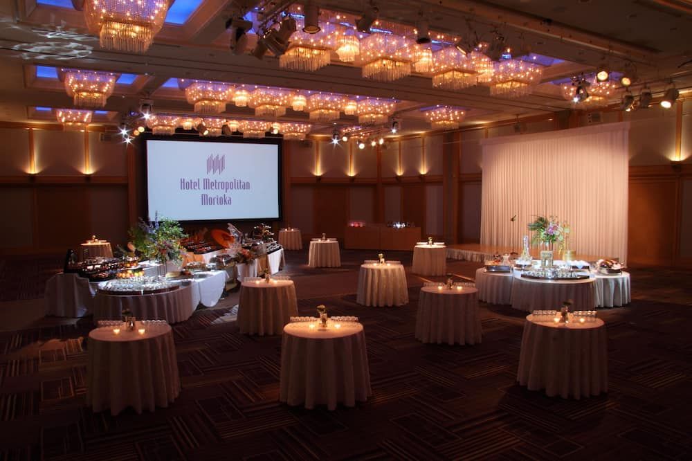 Banquet hall