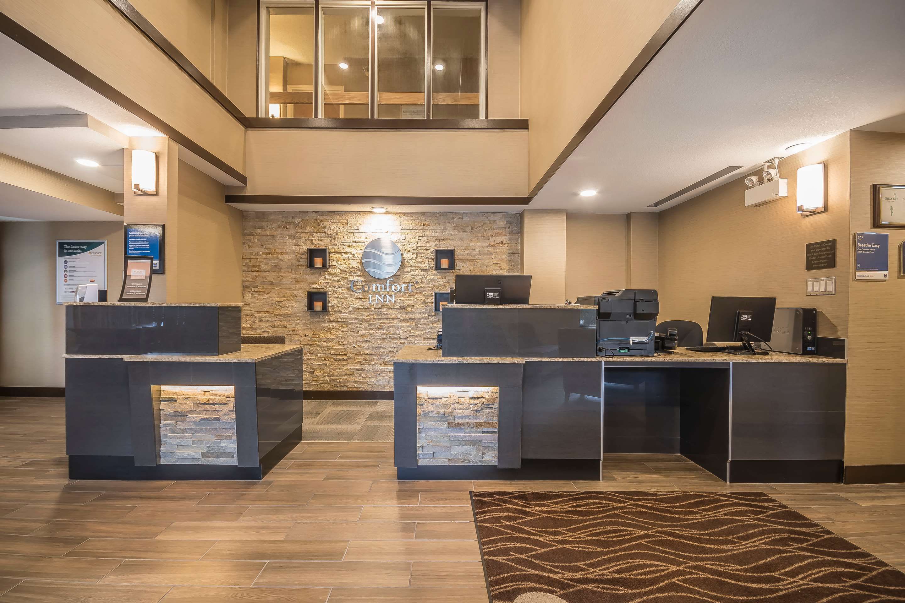 Front desk Photo